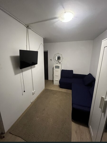 Berceni, Piata Resita,